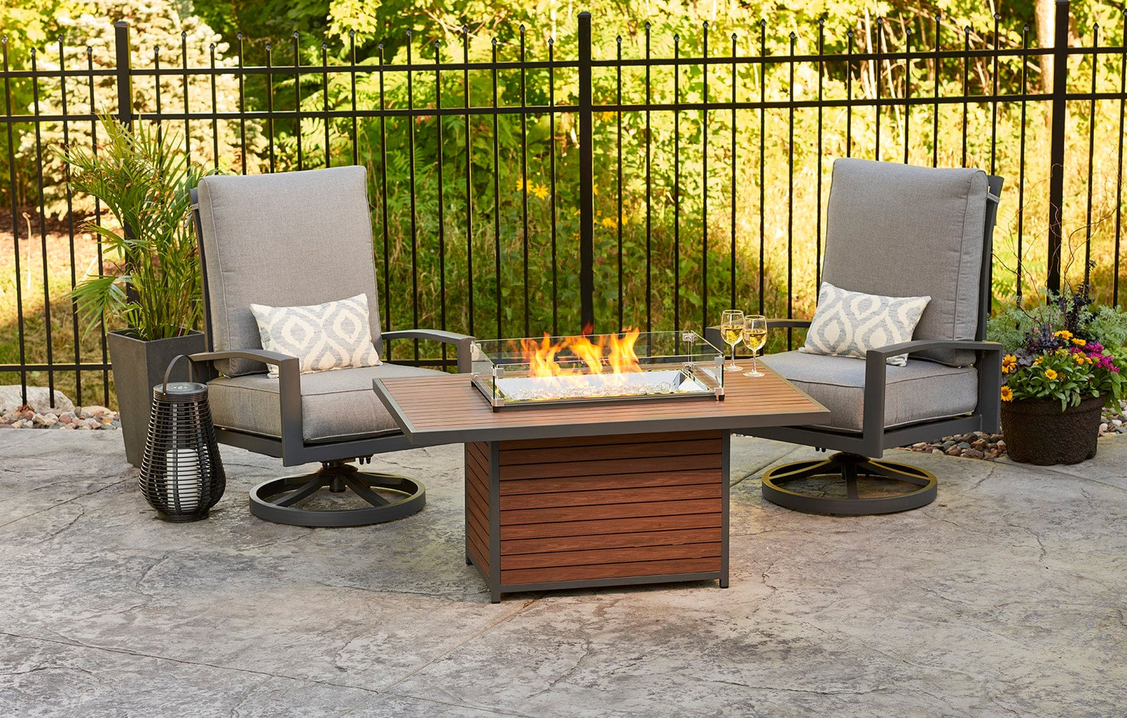 Fire Pits for Small Backyard Spaces
