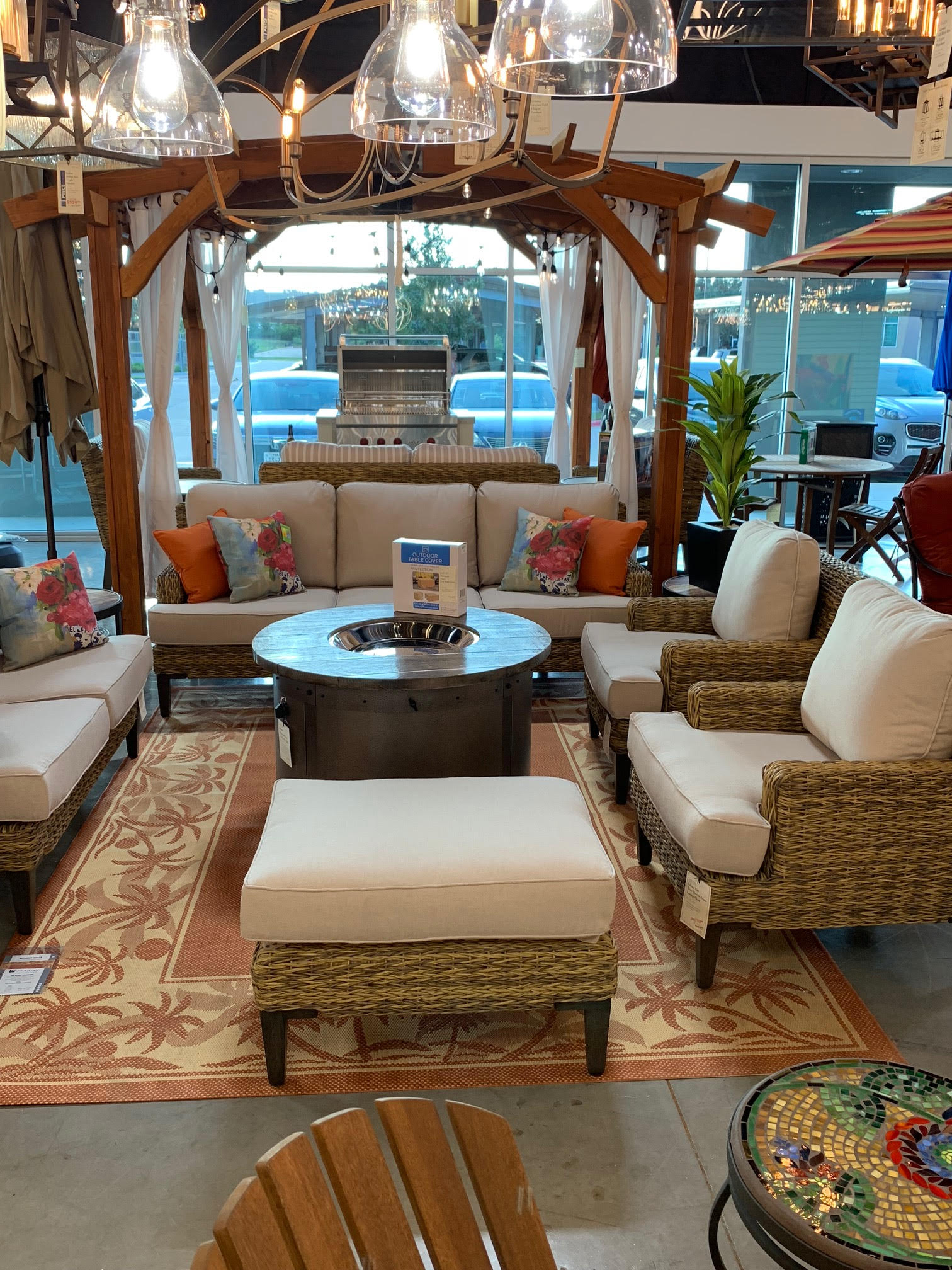 Why Shop Local? Benefits of Shopping at Your Local Retailer