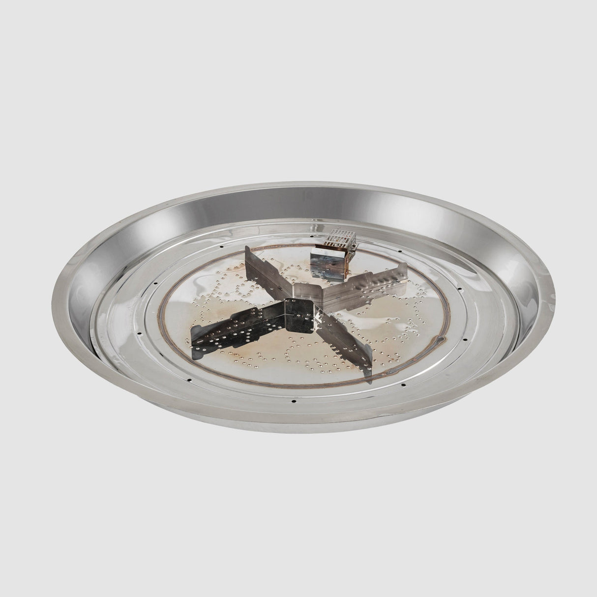 The 30" Crystal Fire Plus Round Gas Burner on a grey background