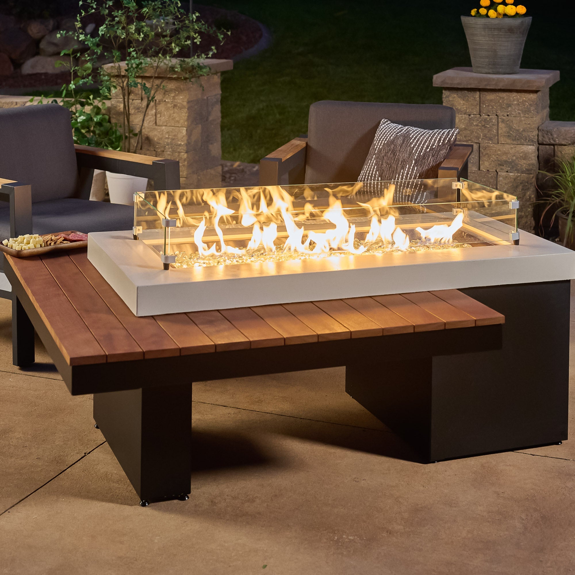 Uptown Iroko Linear Gas Fire Pit Table | Outdoor GreatRooms